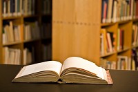 <strong>Lesesaal der Kunst- und Museumsbibliothek im Museum Ludwig</strong><br />&copy; Rheinisches Bildarchiv, Marion Mennicken, rba_d016283_54