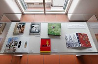 <a href="https://www.museenkoeln.de/kunst-und-museumsbibliothek/default.aspx?s=9007" target="_blank">2024 Neuerwerbungen</a>