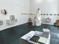 <a href="https://www.museenkoeln.de/kunst-und-museumsbibliothek/default.aspx?s=8581" target="_blank">Galerie DRUCK & BUCH, Wien</a>